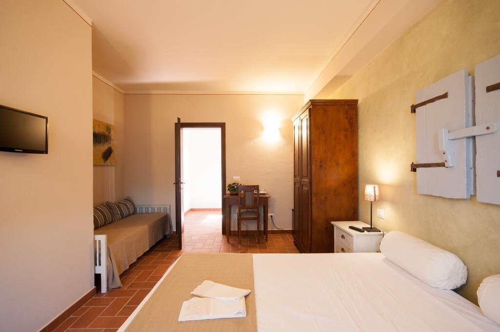 Agriturismo Borgo Tra Gli Olivi Castiglion Fiorentino Habitación foto